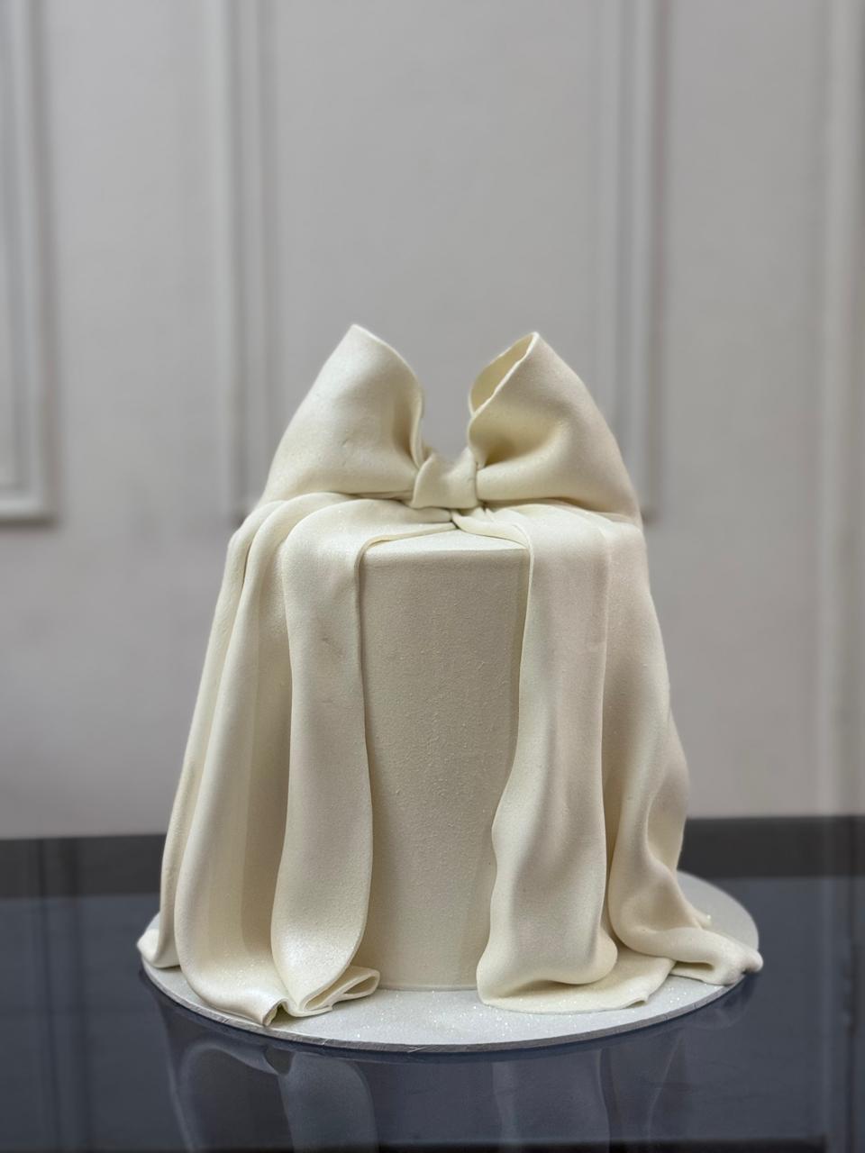 Silky Bow